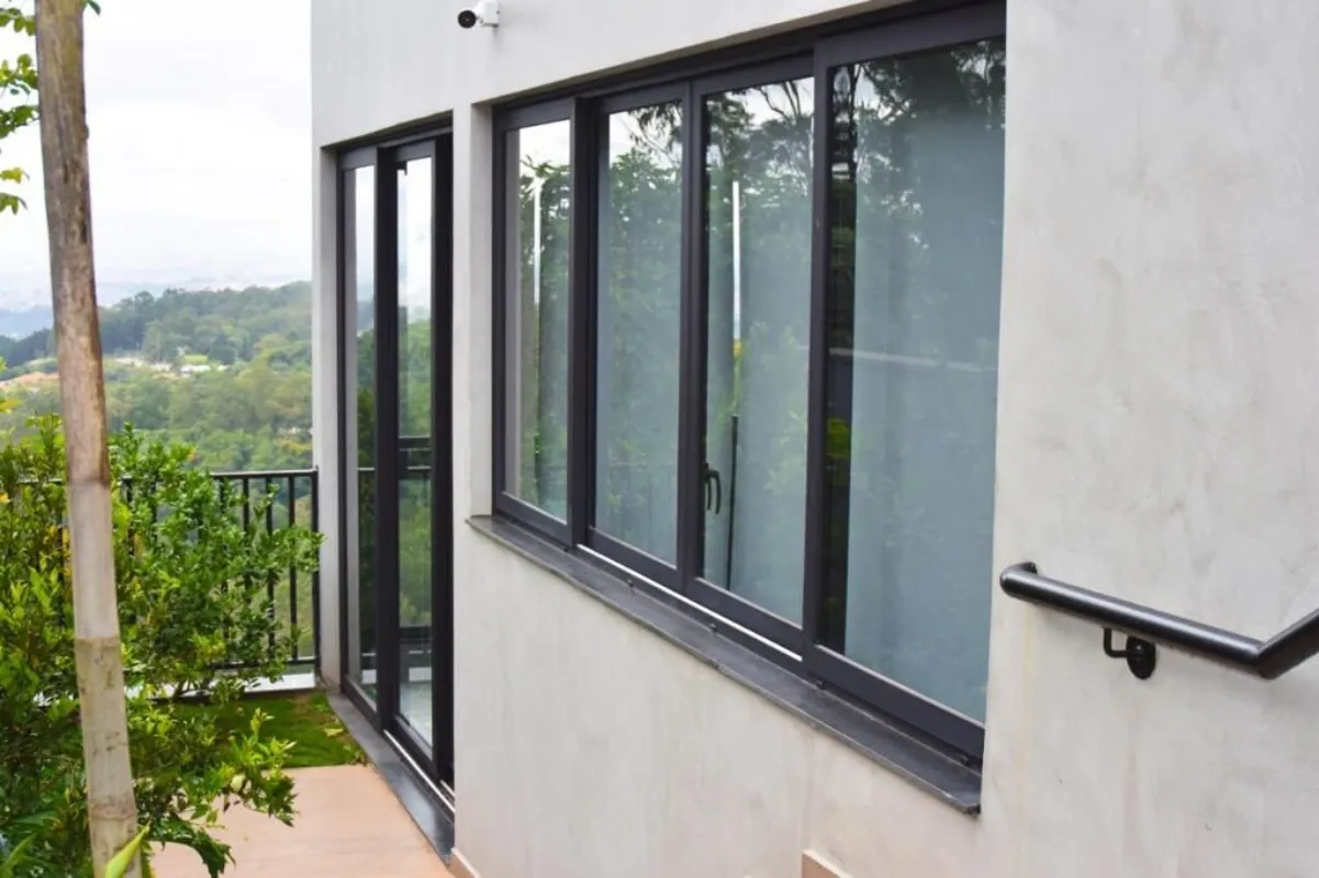 Empresas de portas revestidas em pvc