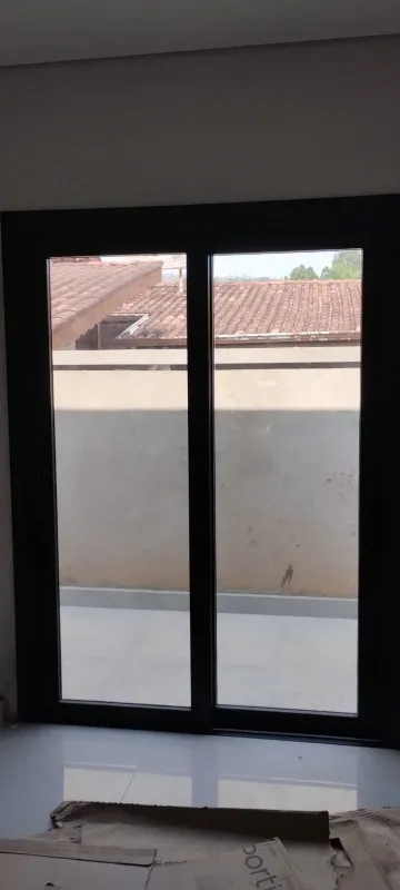 Porta de abrir 2 folhas